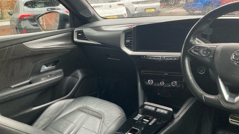 Vauxhall Mokka 100kW Ultimate 50kWh 5dr Auto Electric Hatchback